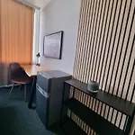 A11 モーテル